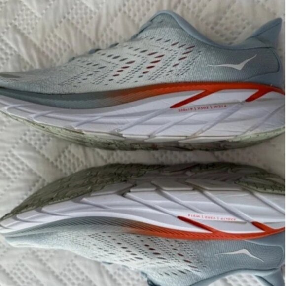 Hoka One One Clifton 8 Woman Lady Size 10 Wide 10D Running Shoes Sneakers - Picture 8 of 10